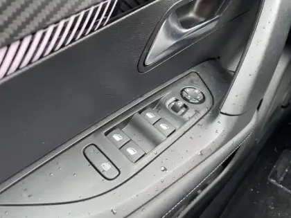 Photo 15 Peugeot 2008  100 S&S BVM6 Allure