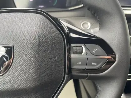 Photo 14 Peugeot 2008  100 S&S BVM6 Allure