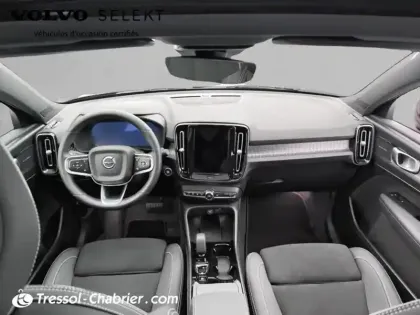 Photo 9 Volvo Xc40  B3 163 ch DCT7 Ultra