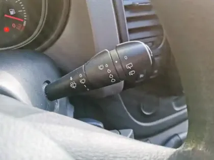 Photo 9 Renault Trafic L2H1 3,0t (8/9 Sièges) Zen 1.6