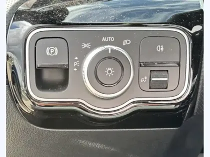 Photo 41 Mercedes CLA 250 e Coupé AMG Line