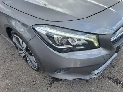 Photo 9 Mercedes CLA  220 d  Coupé Sensation