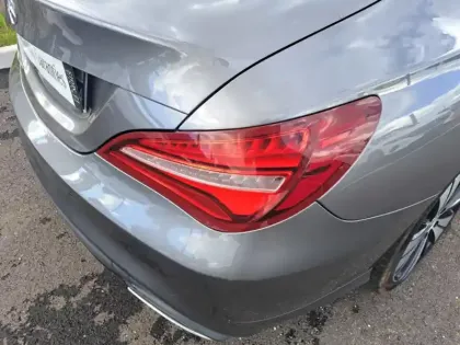 Photo 10 Mercedes CLA  220 d  Coupé Sensation