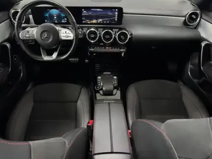 Photo 10 Mercedes CLA  250 e Coupé AMG Line