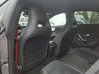 Photo 39 Mercedes CLA Mercedes-AMG  35 4MATIC Cou