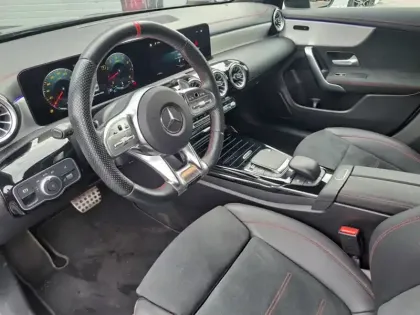 Photo 38 Mercedes CLA Mercedes-AMG  35 4MATIC Cou