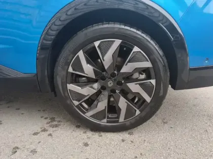 Photo 8 Renault Rafale Nouveau E-Tech full hybrid 200ch esprit Alpine