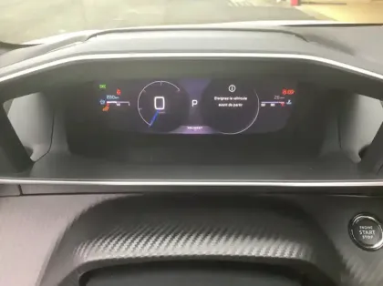 Photo 13 Peugeot 208 Nouvelle Hybrid 100 e-DCS6 GT