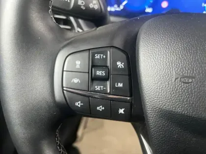 Photo 13 Ford Puma 1.0 EcoBoost 125ch S&S mHEV Titanium Business Powershift