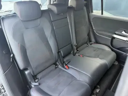 Photo 10 Mercedes Classe B 250+ AMG Line