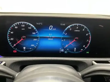 Photo 16 Mercedes Classe A Gén. IV (W177) Ph1 AMG Line 5