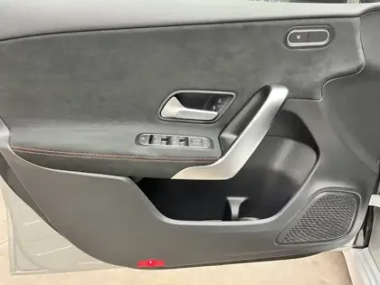 Photo 13 Mercedes Classe A Gén. IV (W177) Ph1 AMG Line 5