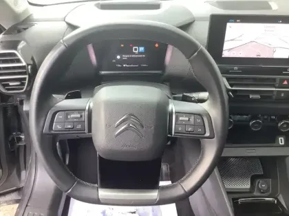 Photo 17 Citroën C4 PureTech 130 EAT8 Max