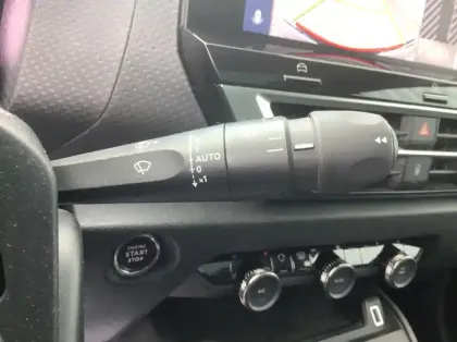 Photo 19 Citroën C4 PureTech 130 EAT8 Max