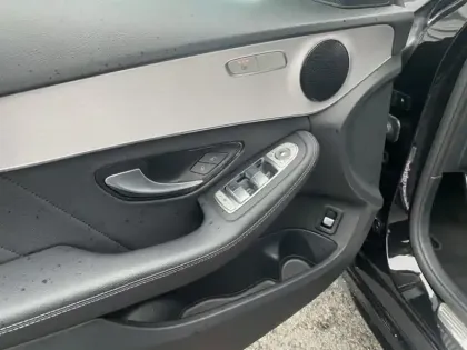 Photo 10 Mercedes Classe C Berline 200 d AMG Line