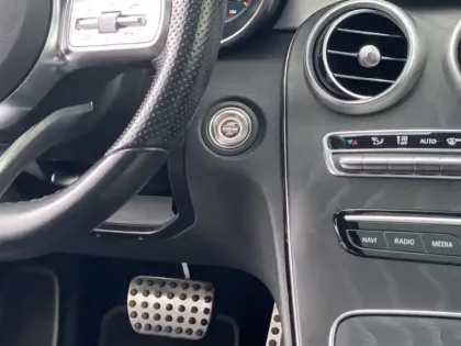 Photo 12 Mercedes Classe C Berline 200 d AMG Line