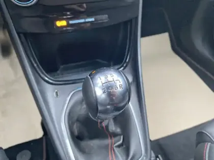 Photo 7 Ford Puma 1.0 Flexifuel 125ch S&S mHEV ST-Line X