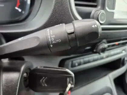 Photo 13 Citroën Jumpy III M BlueHDi 120 S&S BVM6 (300 Nm) Driver