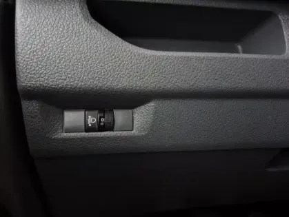 Photo 36 Citroën Jumpy III M BlueHDi 120 S&S BVM6 (300 Nm) Driver