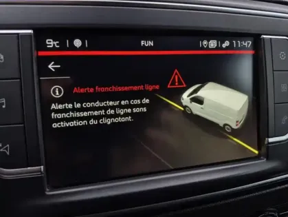 Photo 28 Citroën Jumpy III M BlueHDi 120 S&S BVM6 (300 Nm) Driver