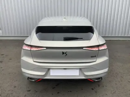 Photo 5 DS DS 4 Nouvelle PureTech 130 EAT8 Performance Line