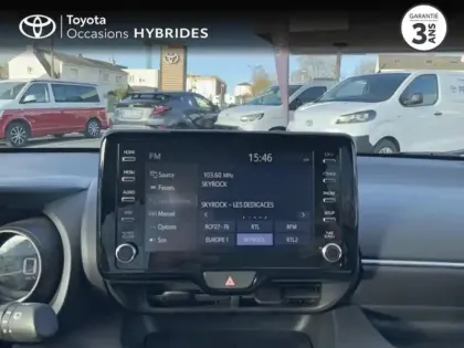 Photo 14 Toyota Yaris  116h Design 5p MY22