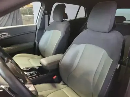 Photo 8 Kia Sportage Gén. V Ph1 Evo 30 Years 5