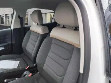 Photo 8 Citroën C3  1.2 PureTech 110ch S&S Shine Pack 121-122g