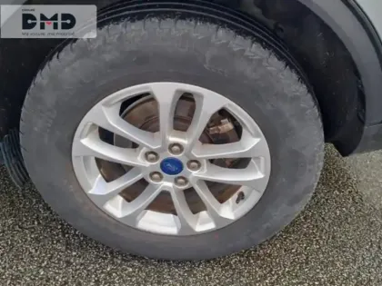 Photo 12 Ford Kuga  2.5 Duratec 190ch FHEV E85 Titanium BVA