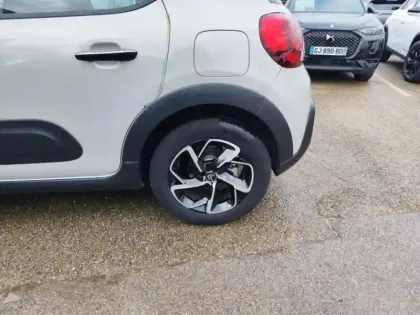 Photo 10 Citroën C3  1.2 PureTech 110ch S&S Shine 120-123g