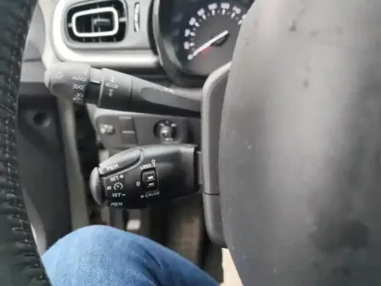 Photo 14 Citroën C3  1.2 PureTech 110ch S&S Shine 120-123g