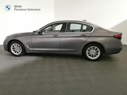 Photo 6 BMW Serie 5 Série 5 530eA 292ch Lounge Steptronic