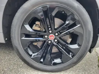 Photo 6 Jaguar F-Pace  P400e Plug-in-Hybrid R-Dynamic S BVA8 AWD