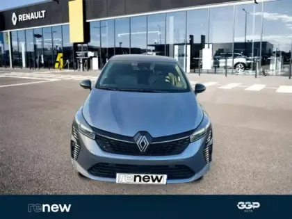 Photo 8 Renault Clio  1.6 E-Tech 145ch full hybrid Evolution - 24