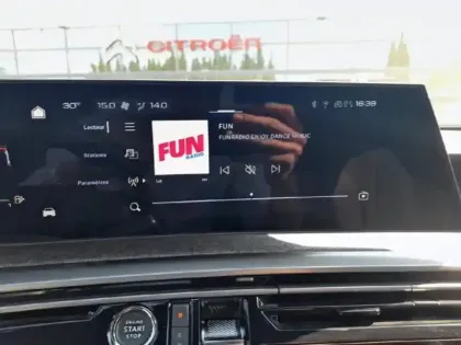 Photo 12 Peugeot 3008  1.2 Hybrid 136ch Allure e-DCS6