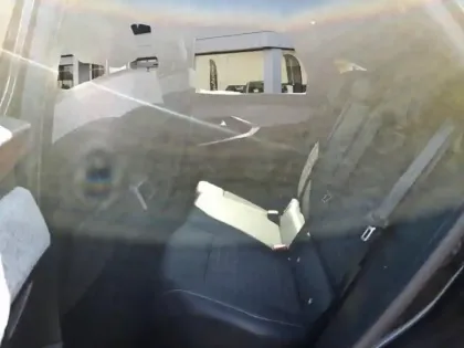 Photo 6 Peugeot 3008  1.2 Hybrid 136ch Allure e-DCS6