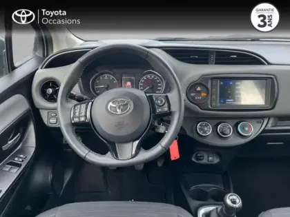 Photo 8 Toyota Yaris  70 VVT-i France Connect 5p RC19