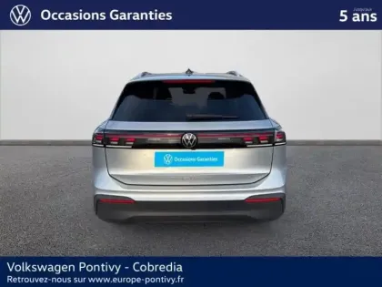 Photo 5 Volkswagen Tiguan  1.5 eTSI 131ch VW Edition DSG7