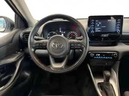 Photo 10 Toyota Yaris  116h Dynamic 5p MY22