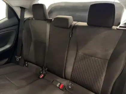 Photo 12 Toyota Yaris  116h Dynamic 5p MY22