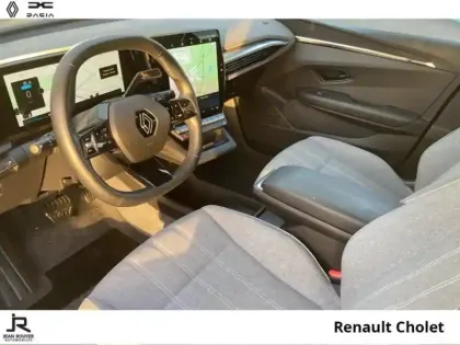 Photo 13 Renault Megane  E-Tech Electric EV60 130ch Evolution ER optimum charge