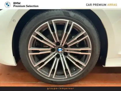 Photo 11 BMW Serie 3 Série 3 318dA MH 150ch M Sport