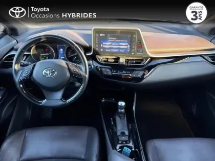 Photo 7 Toyota C-HR  122h Distinctive 2WD E-CVT RC18