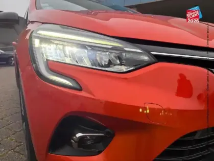 Photo 12 Renault Clio  1.3 TCe 130ch FAP Initiale Paris EDC