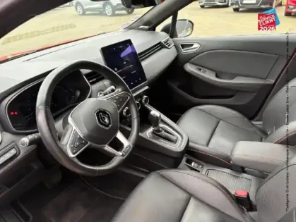 Photo 14 Renault Clio  1.3 TCe 130ch FAP Initiale Paris EDC