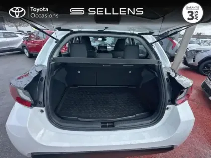 Photo 9 Toyota Yaris  116h Dynamic 5p MY22