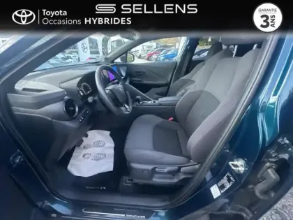 Photo 10 Toyota C-HR  1.8 Hybride 140ch Design NG23