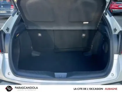 Photo 5 Toyota C-HR  122h Graphic 2WD E-CVT MC19