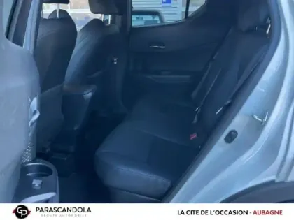 Photo 9 Toyota C-HR  122h Graphic 2WD E-CVT MC19