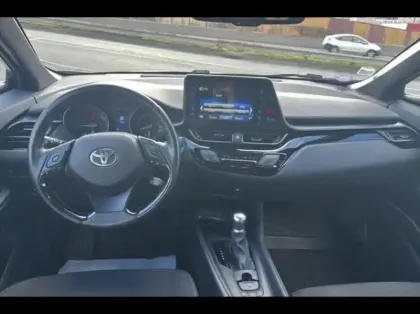 Photo 11 Toyota C-HR  122h Dynamic 2WD E-CVT RC18